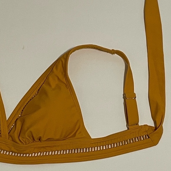 Time and Tru Gold Topaz Bikini Size Small - Picture 4 of 7